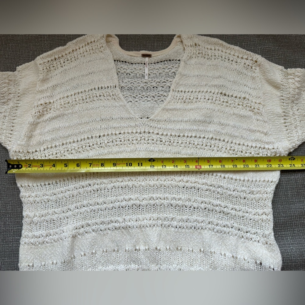 Free People Hot Tropics Pullover Tunic Sweater M White Open Knit Boho Oversized - Picture 9 of 10
